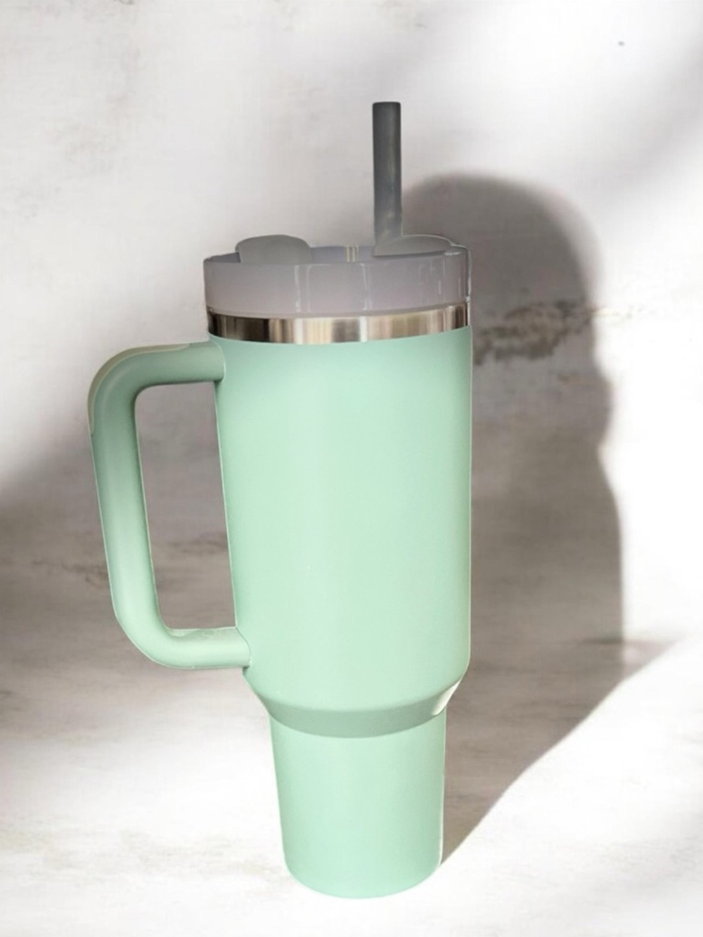 The Quencher H2.0 Flowstate™ Tumbler - Stanley Brand 40oz - Picture 3 of 6